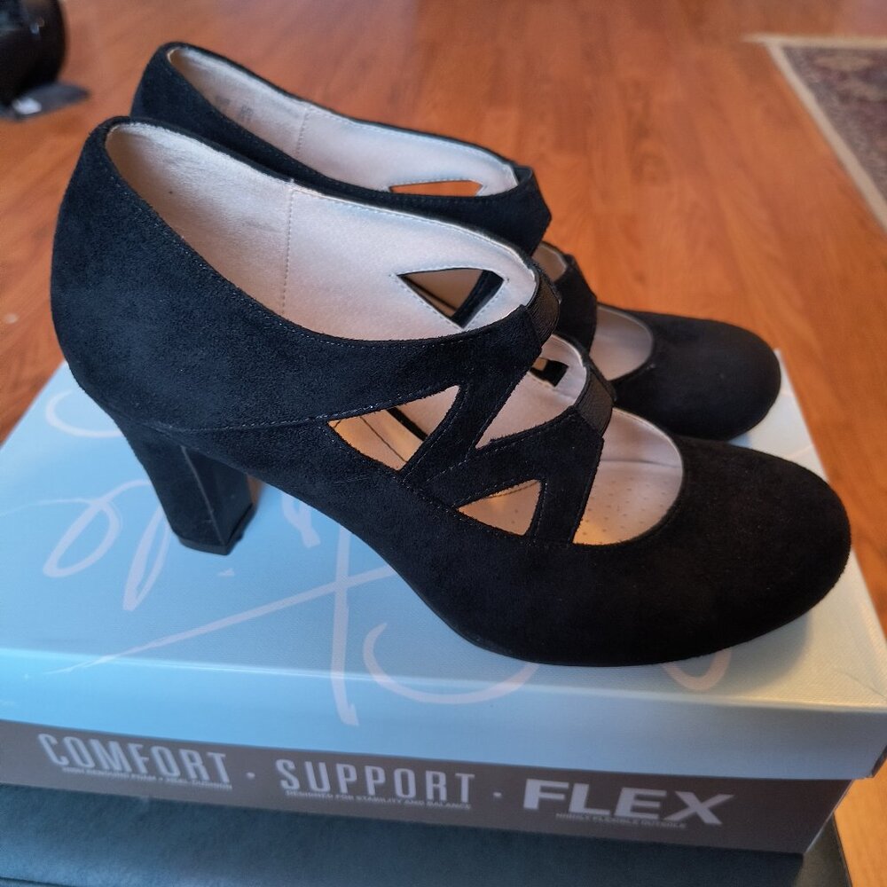Black Life Stride Carlin Heels, size 8.5